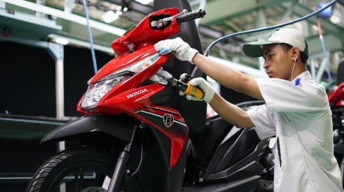 5 Kelebihan dan Kekurangan Servis Motor di Bengkel Resmi